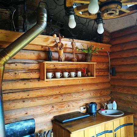 Sveciu Namelis Hotell Šiauliai Exteriör bild